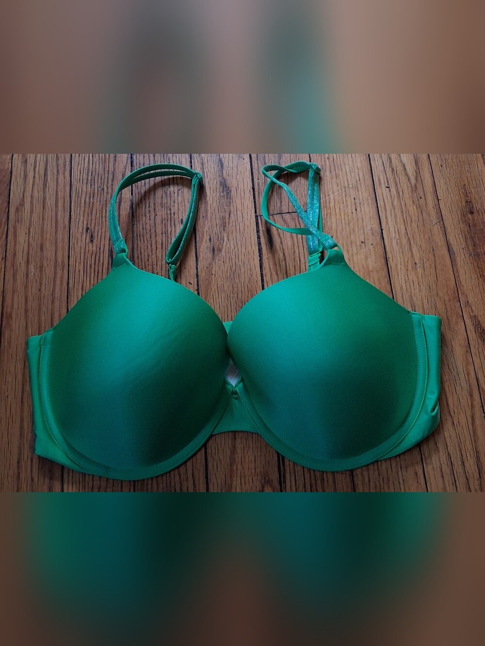 Victoria's Secret- Women's Green Demi Lightly Padded Underwire Bra. Size 38D